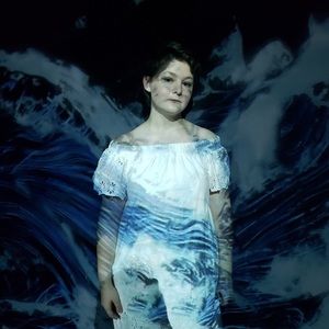 Meet your Posher, Carson